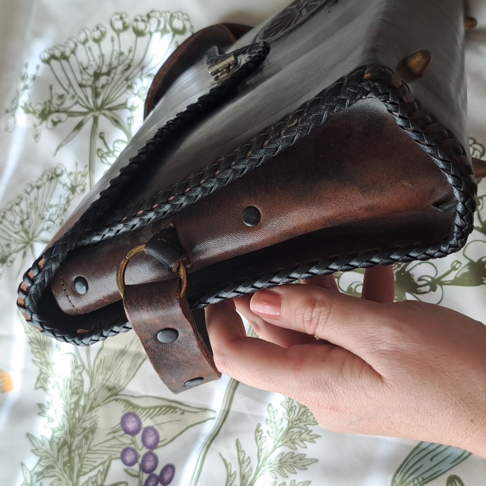 Handmade leather bag - Picture 4 of 9